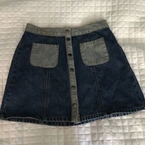 BDG denim skirt size 4